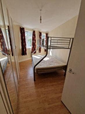 Room to Rent – UB5 4RR (Family Home)   Main Photo