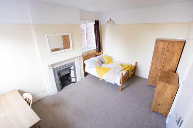 ⭐ 2 Extremely Large Double Rooms Available 🔥 Main Photo