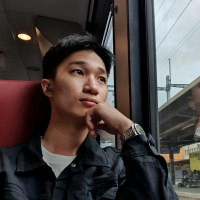 Clean & Quiet Korean Student / Non-smoker Main Photo