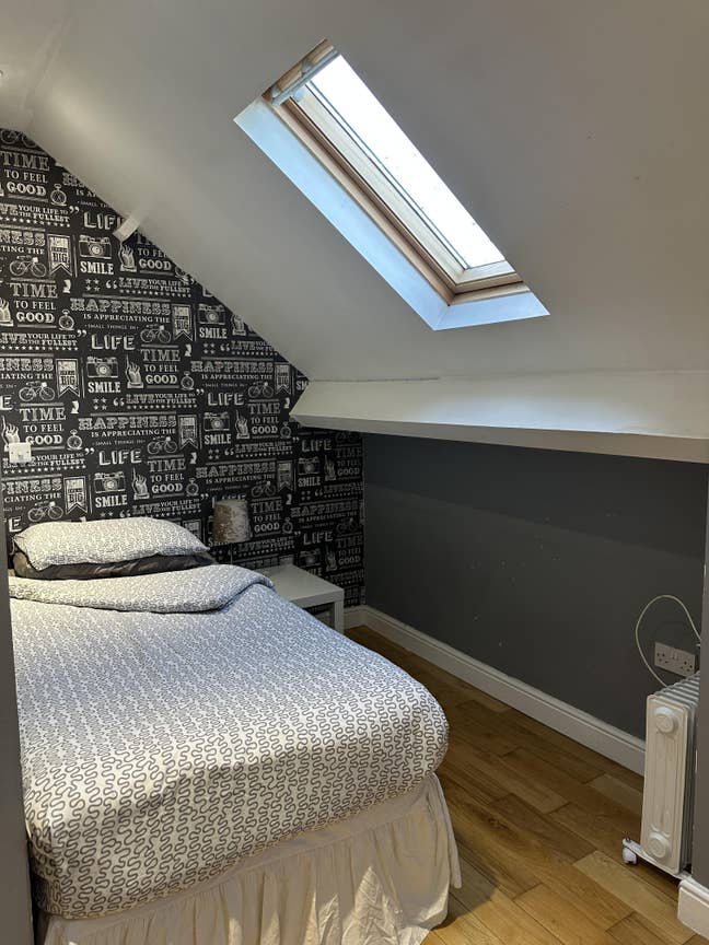 Cozy Room for Rent with Private En-Suite Bathroom! Main Photo