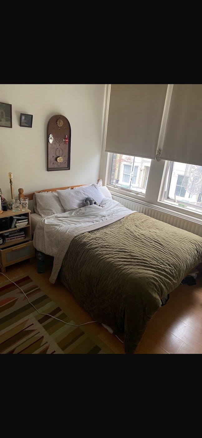 Double bedroom in Brixton  Main Photo