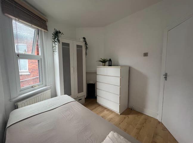 Single Room 10 Mins Away from Thameslink Station Main Photo