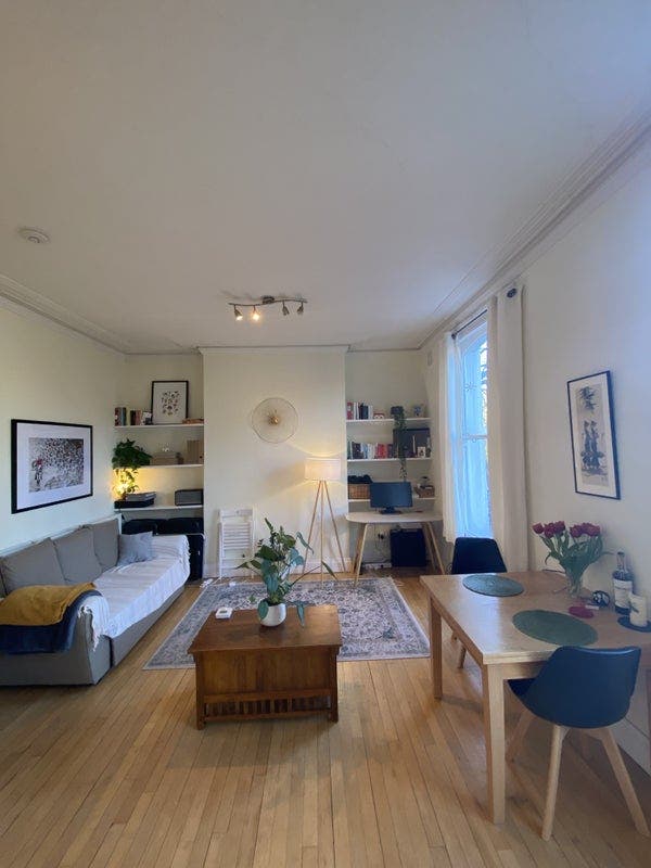 1 bedroom period flat (with garden) Main Photo