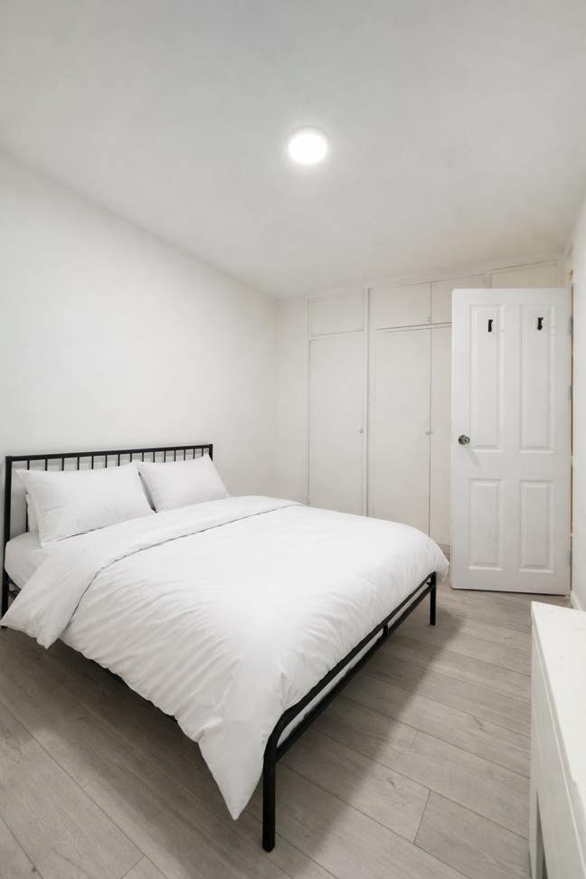 Renovated doubles in Zone 1│Liverpool Street Main Photo