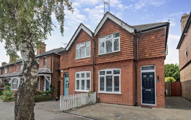 A beautiful 2-bedroom house Main Photo