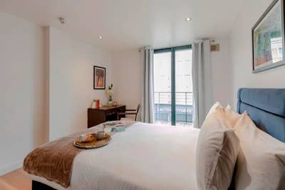 Deluxe Suites - Kilburn  Main Photo