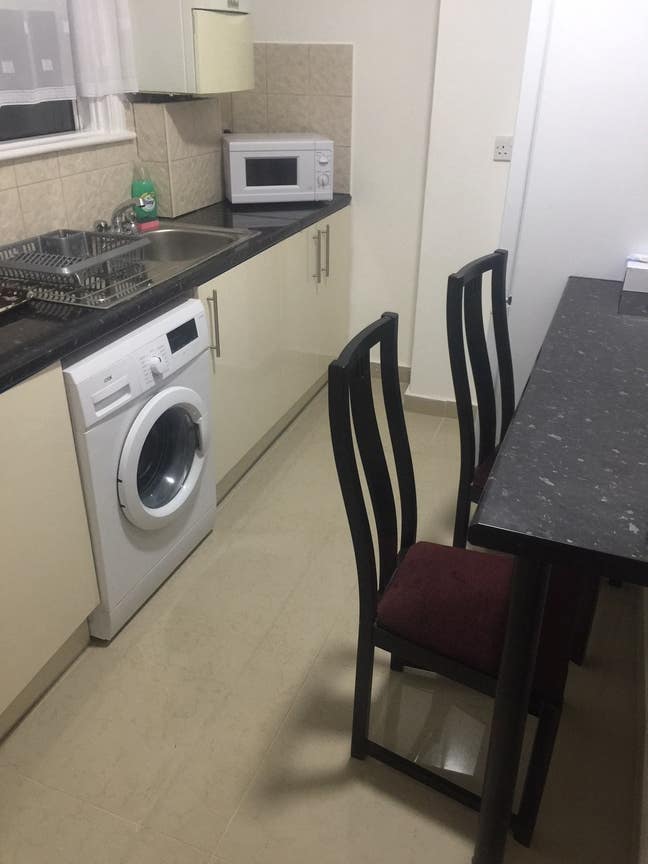 2 Bedroom Bath and Kitchen Diner &pound;1750 Main Photo