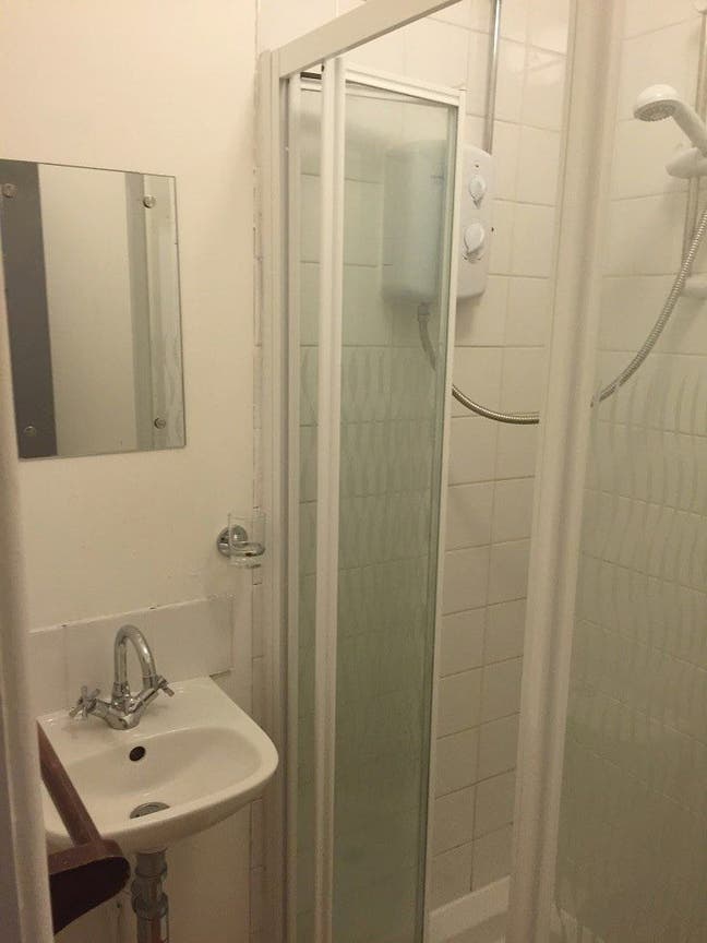 🏡 Friendly Single Room..!! Main Photo