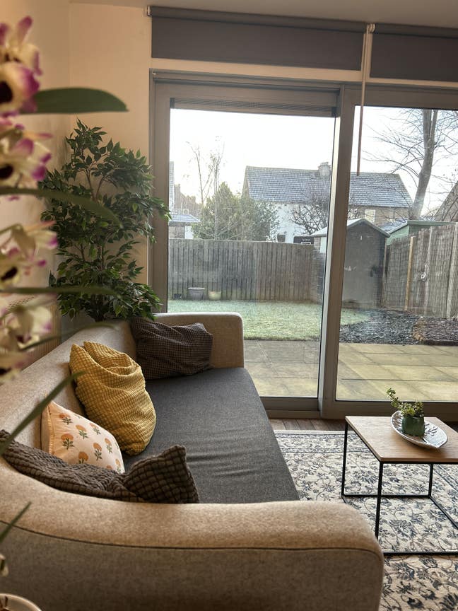 Bright en-suite room with private kitchen Main Photo