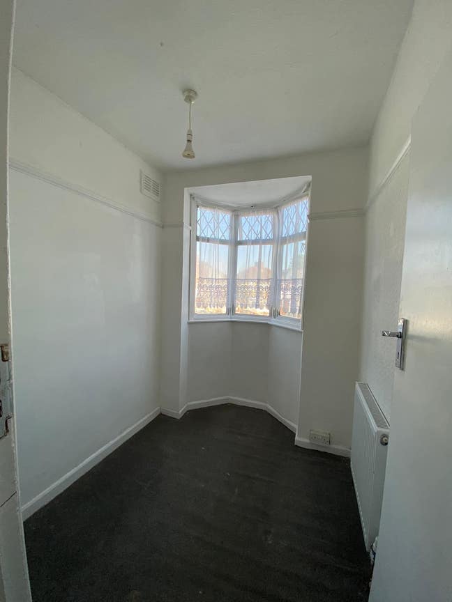 Single Room available for Rent in EN3  Main Photo