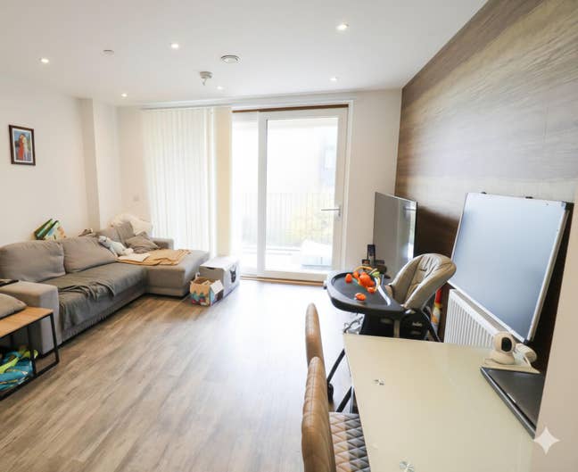 New build 1 bed flat Main Photo