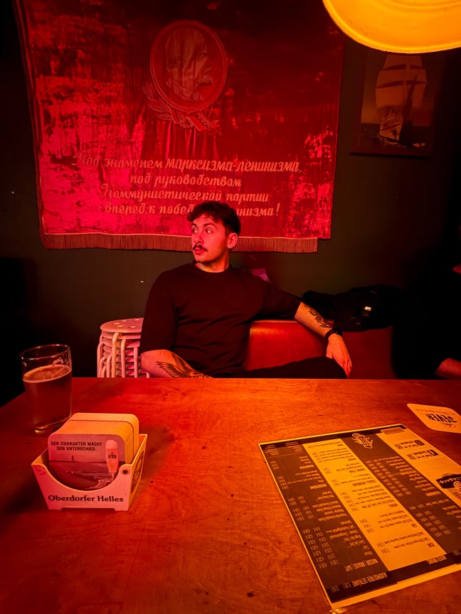 Looking for East London Room Main Photo