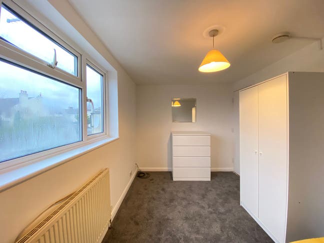 Two rooms available! Main Photo