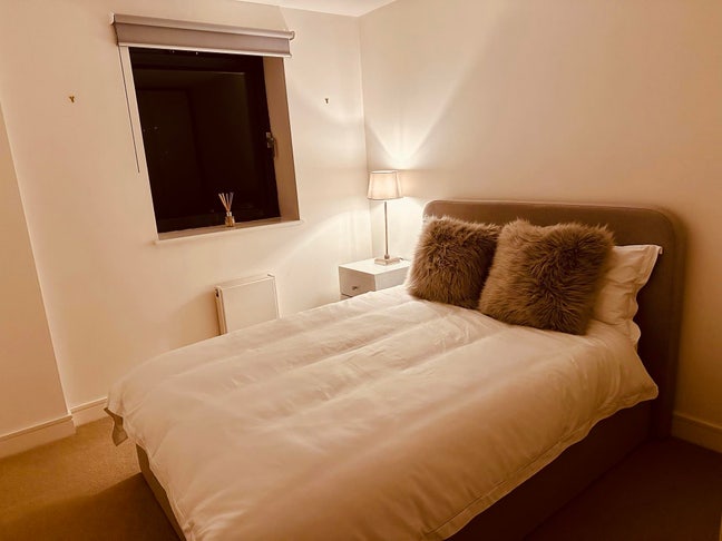 Double bedroom in Upper Richmond Road, Putney! Main Photo