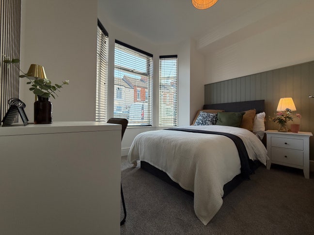 Double en-suite - Bath Street Main Photo