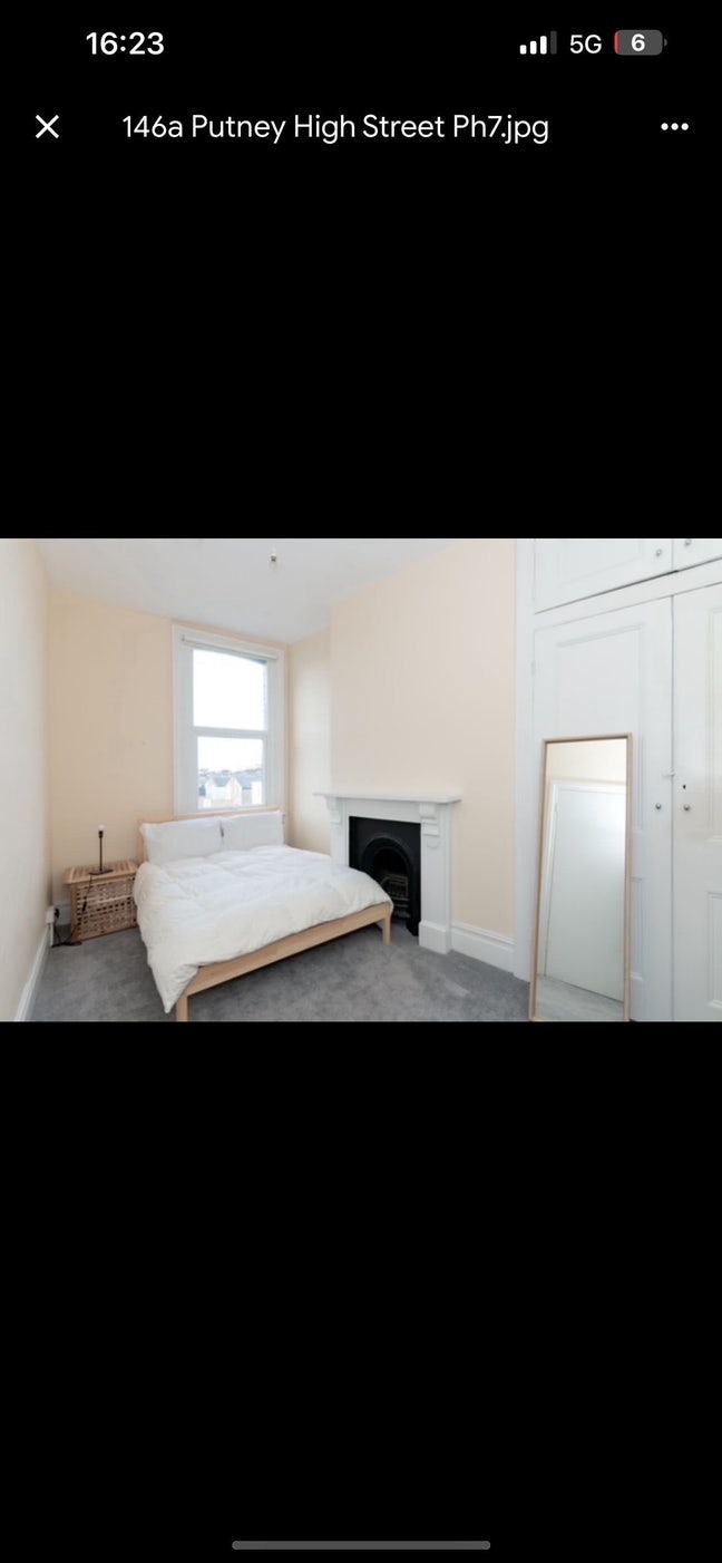 1 room available in a 3 bed Flat in Putney  Main Photo