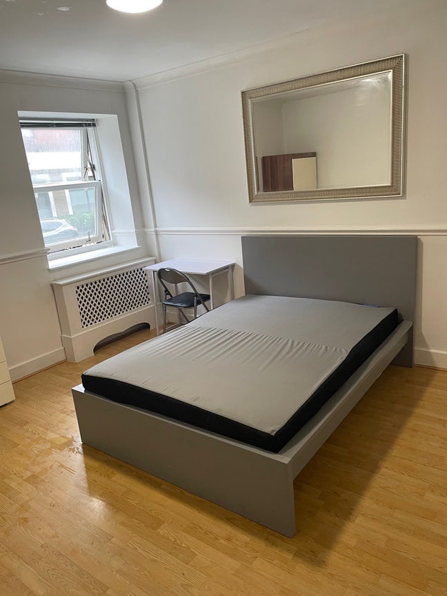 Large double room Limehouse. Walk to the river Main Photo