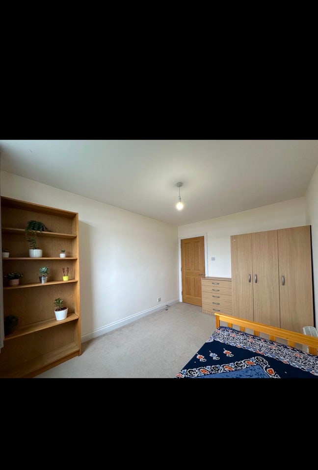 One Double room available (1st Feb’26) Main Photo