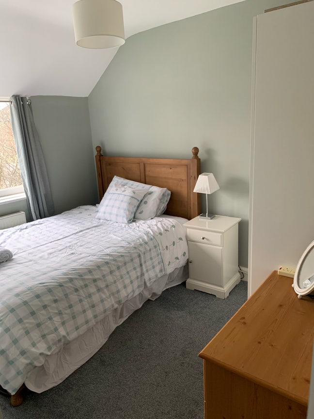 2 rooms available to rent Main Photo