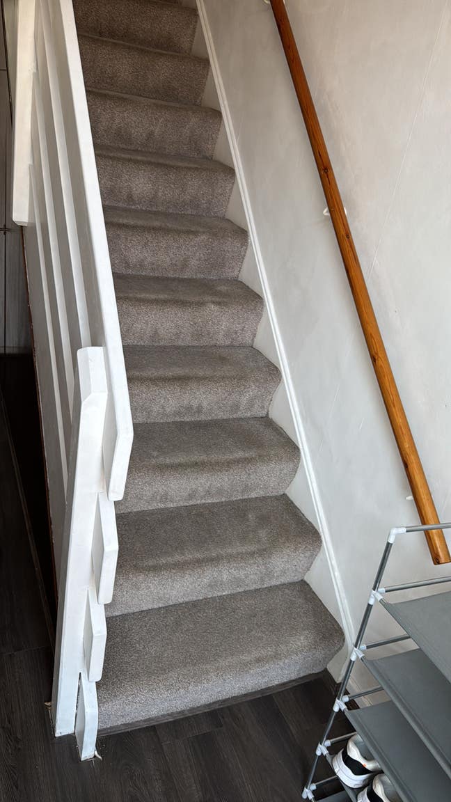 Single room available in clean & peaceful house Main Photo