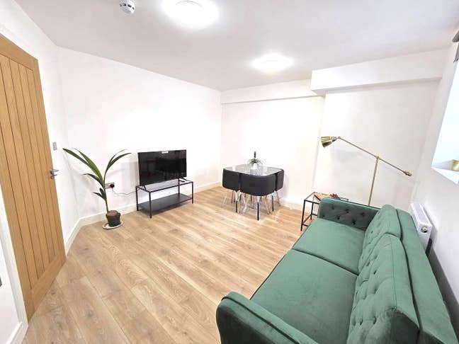 🌿Stunning Modern 2/3 bed Flat Tufnell Park🌿  Main Photo