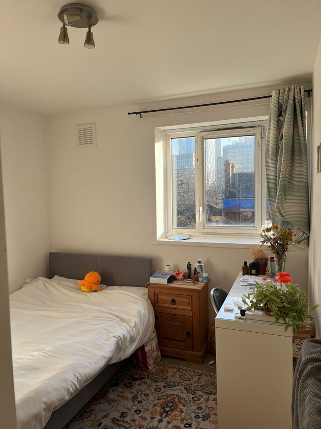 Double bedroom for discounted rent (&pound;563!) Main Photo