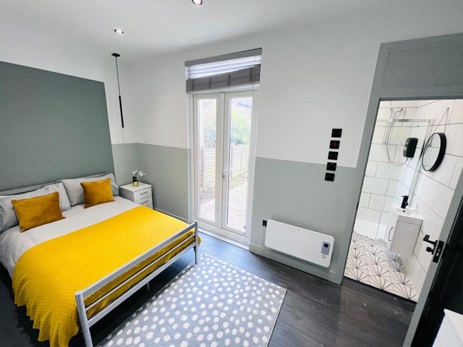 ✨ 🛏️ Ensuite Room to Let in - Lewisham Main Photo