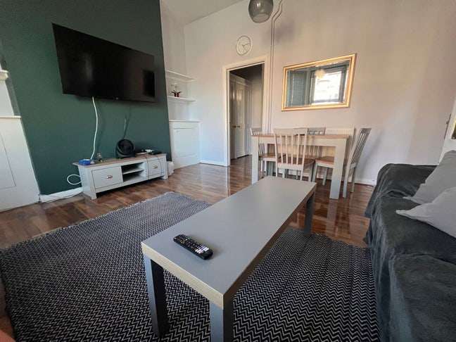 Single room available to rent Main Photo