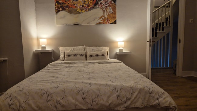 A beautiful double bedroom bright and very cozy i  Main Photo