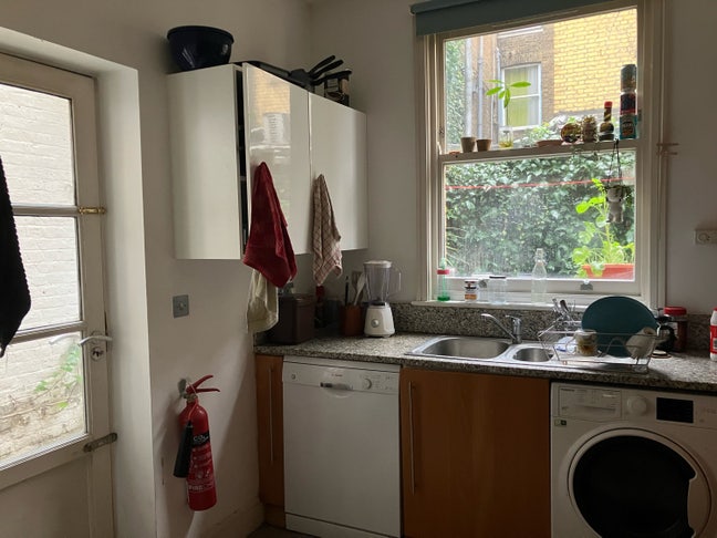 Double Room in Friendly Student/Postgrad House Main Photo