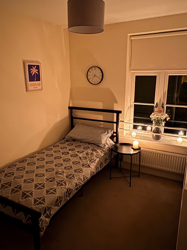 Single Room - Cirencester Town Centre Main Photo