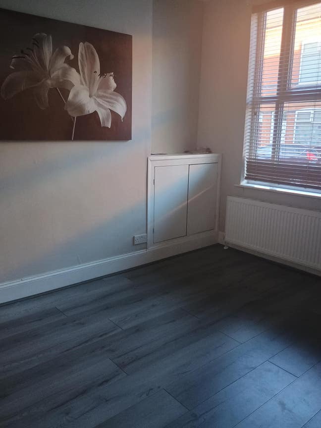 Room to Rent  Main Photo