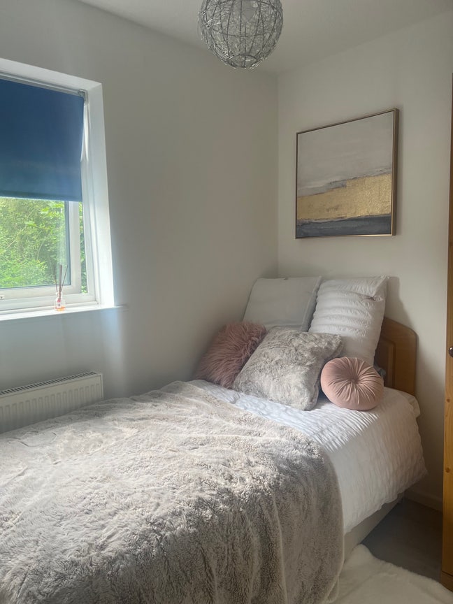 Single bedroom to rent - 2 bed House  Main Photo