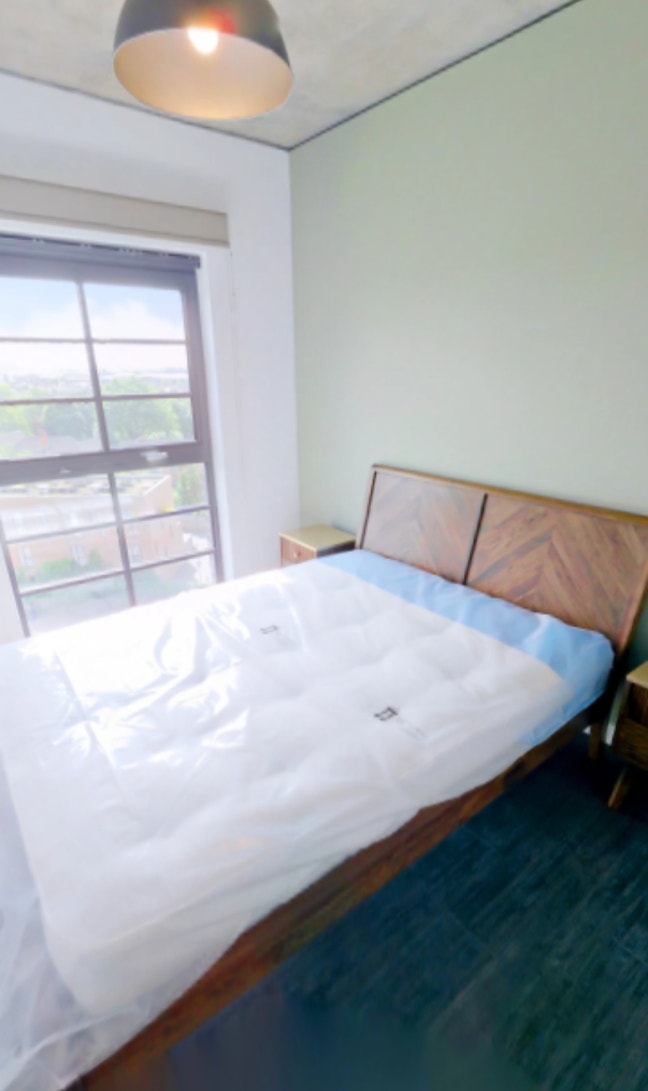 Ensuite Room Available in a Cozy & Posh area Main Photo