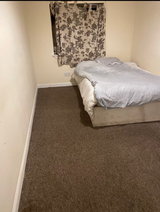 Room for rent  Main Photo