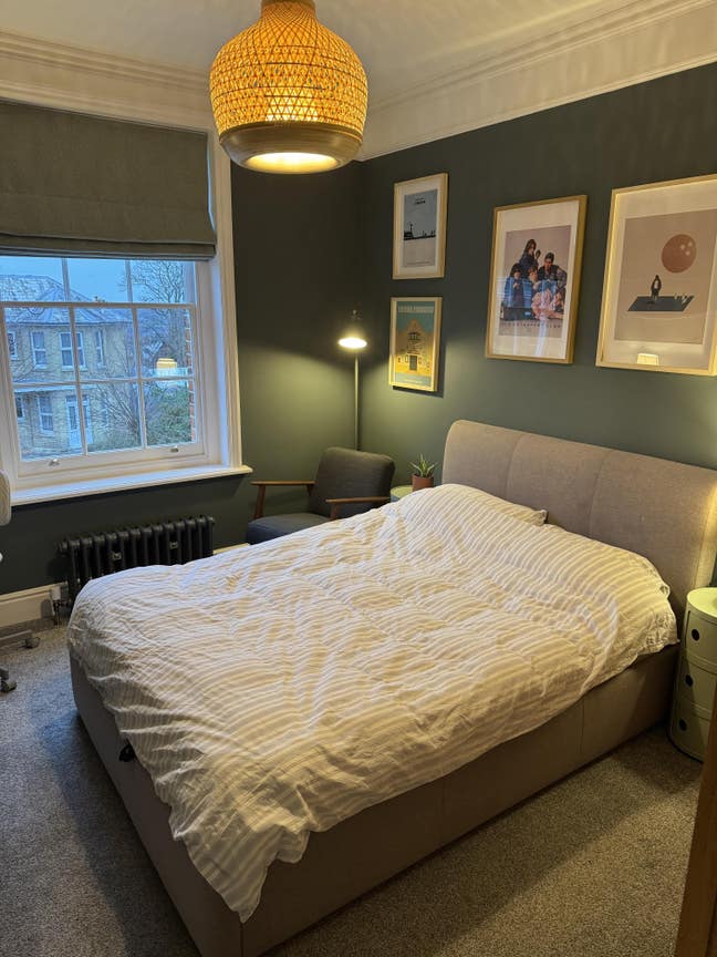 Guildford Midweek Double Room Main Photo