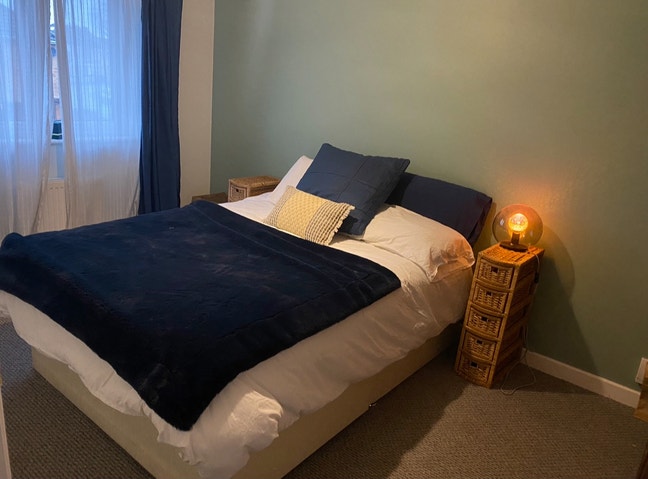 Bright Double Room – Brislington – Parking Main Photo