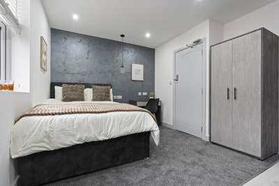 Fresh and Modern Studio Room in Rugby Main Photo