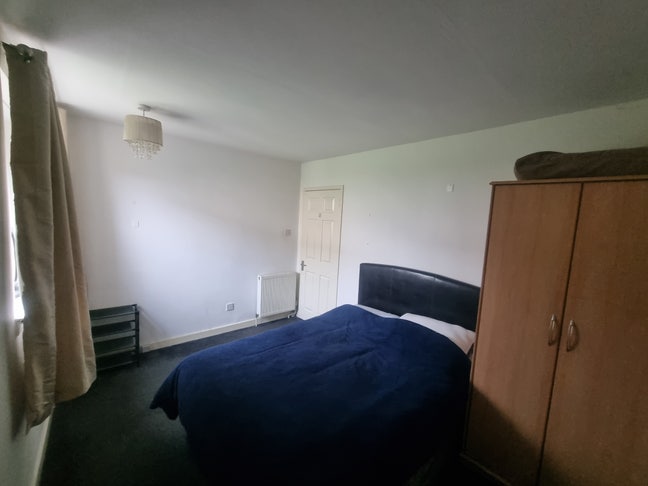 Double Bedroom Available Near Glasgow City Main Photo