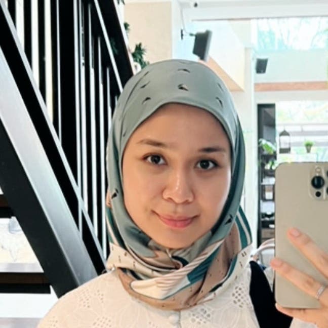 Professional Female seeks a single or double room Main Photo