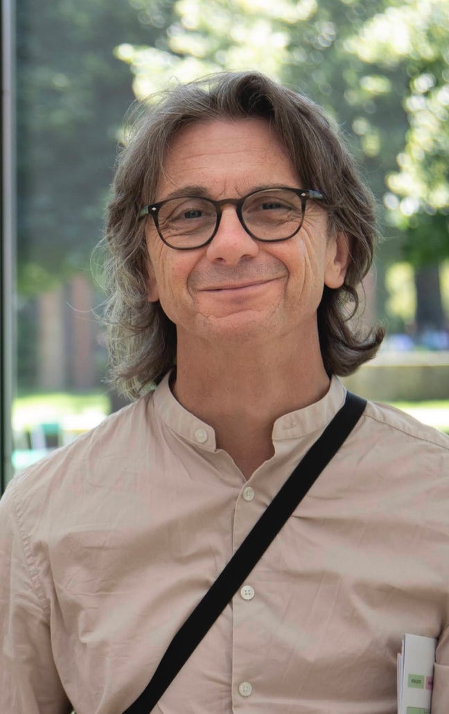 Looking for a quiet houseshare or 'buddy up' Main Photo