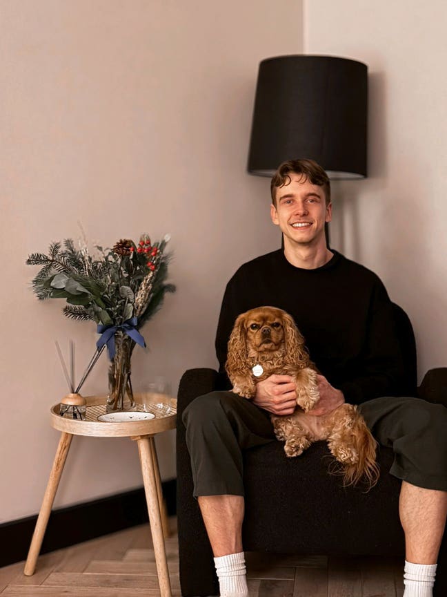 29 year old professional moving back to Manchester Main Photo