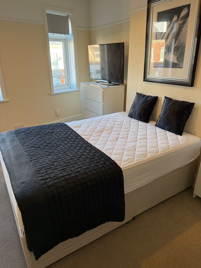 Large double room in Bournemouth - all bills inc! Main Photo
