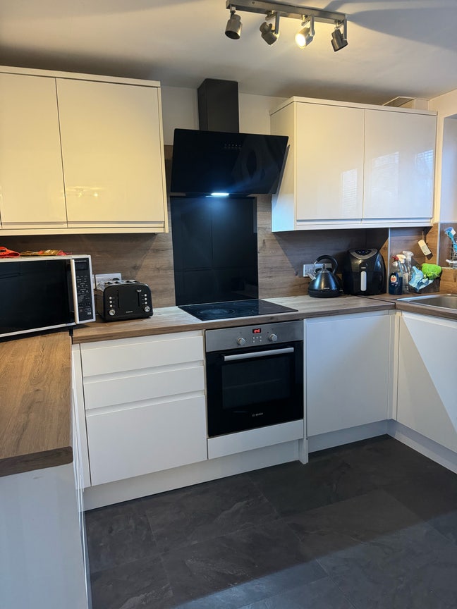 Spacious Double Room All Inc - Northolt/Yeading Main Photo