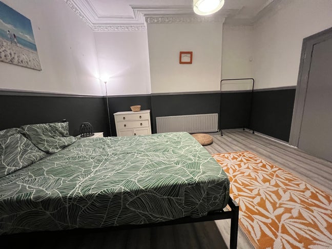 Big Double Student Room  Main Photo