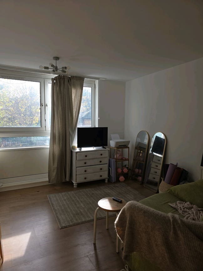 3 week sublet in Holland Park Main Photo