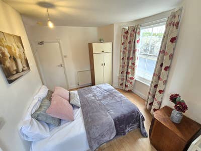 Beautiful Ensuite Room | Prime Colchester Location Main Photo