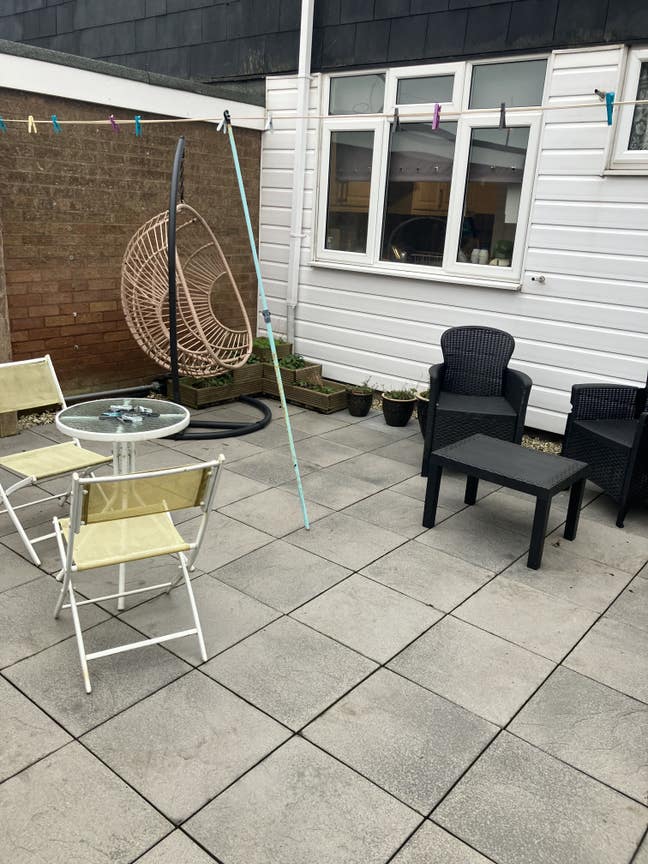 Double room to let  Main Photo