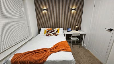 Modern New House in Co2 Main Photo