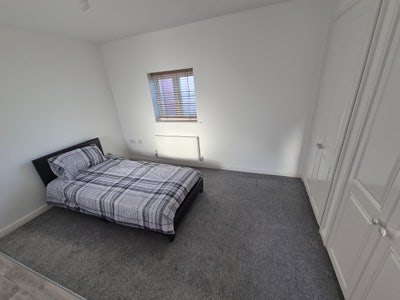 Self contained room own kitchen, ensuite, wifi  Main Photo